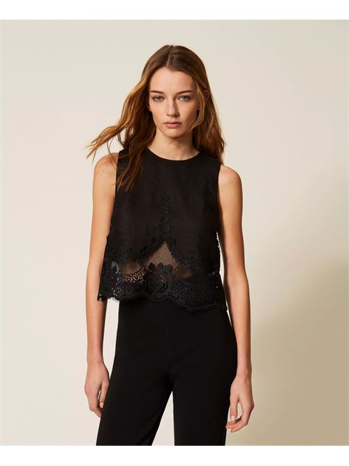 Top in lino con pizzo